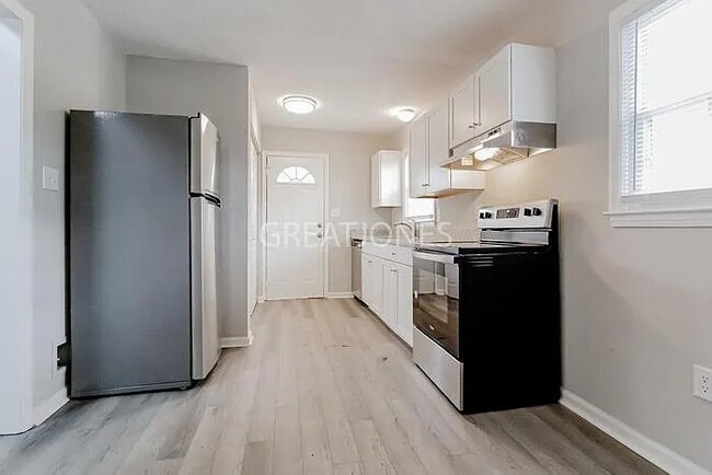 Building Photo - 529 Oakland Ave