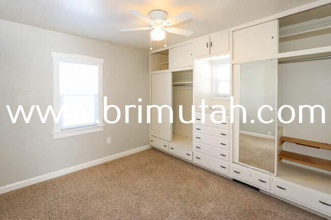 Building Photo - 3047 S 2300 E