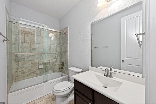 Building Photo - 14 S Sawbridge Cir