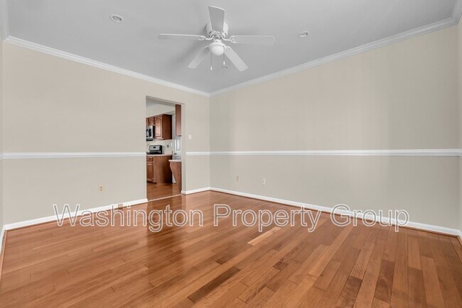 Building Photo - 5602 Grouper Ct