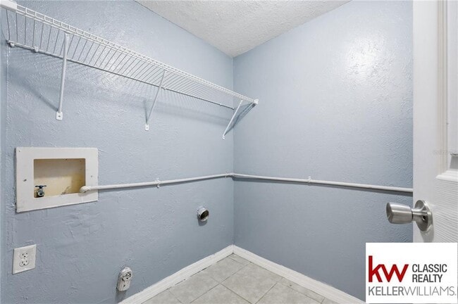 Building Photo - 3918 Crayrich Cir