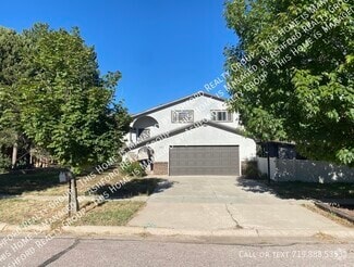 Building Photo - 930 Panorama Dr