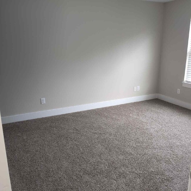 Building Photo - 3536 Steffisburg Dr