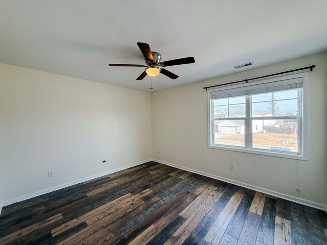 Building Photo - 164 Ladden Ln