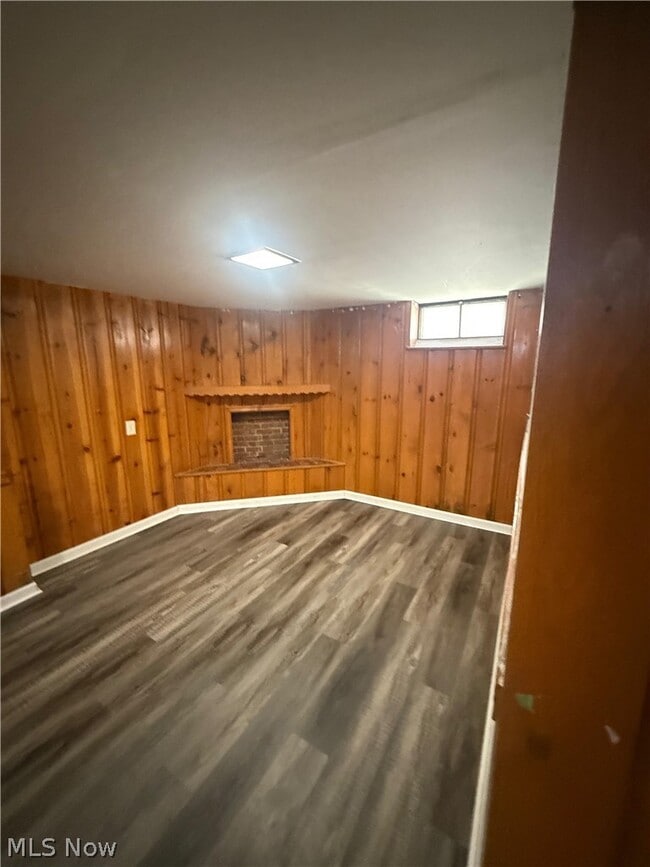 Building Photo - 6236 Westminster Dr