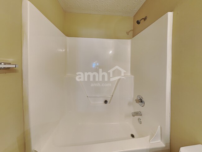 Building Photo - 4410 Brookridge Dr