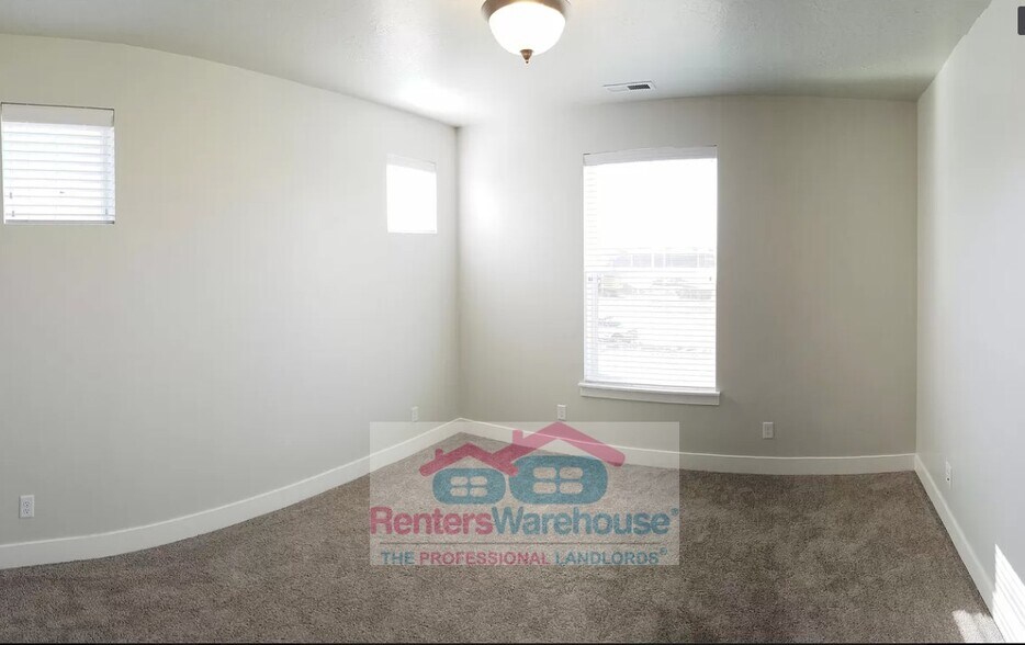 Building Photo - 13084 S Tortola Dr