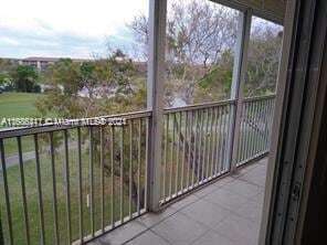 Building Photo - 400 SW 134th Way