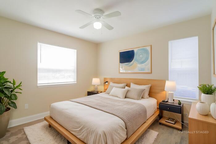 Building Photo - 1115 N Brevard St