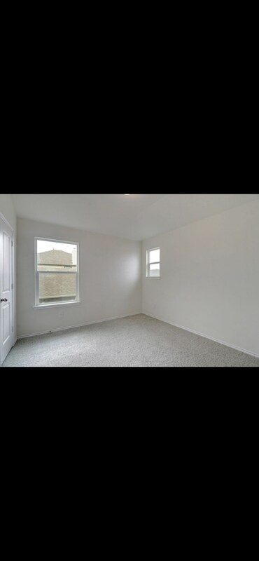 Building Photo - 124 Rocroi Dr