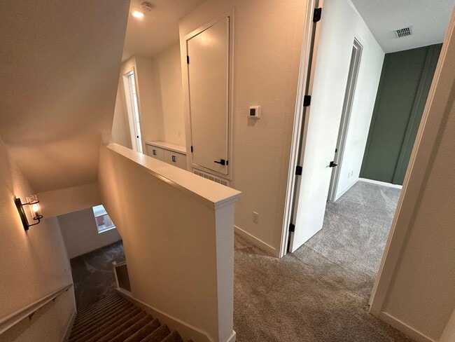 Building Photo - Newer Construction - Multi-Level Home with...