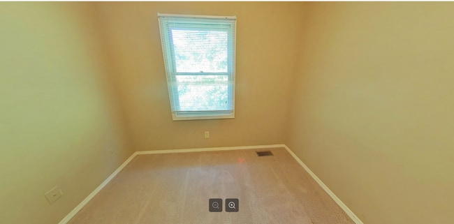 Building Photo - 1383 W Allen St