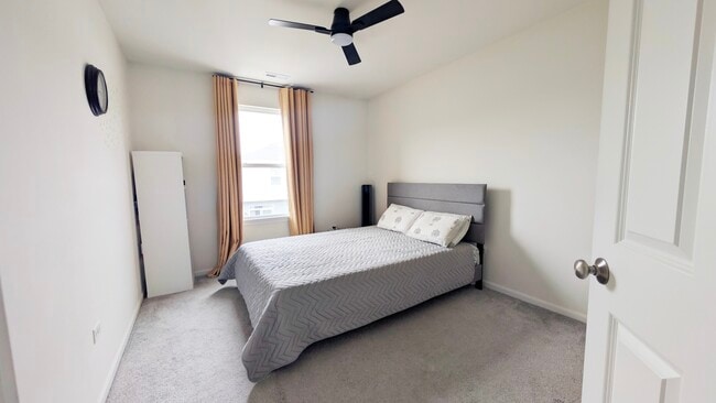 Building Photo - 29W734 Cambridge Lot #1101 Dr