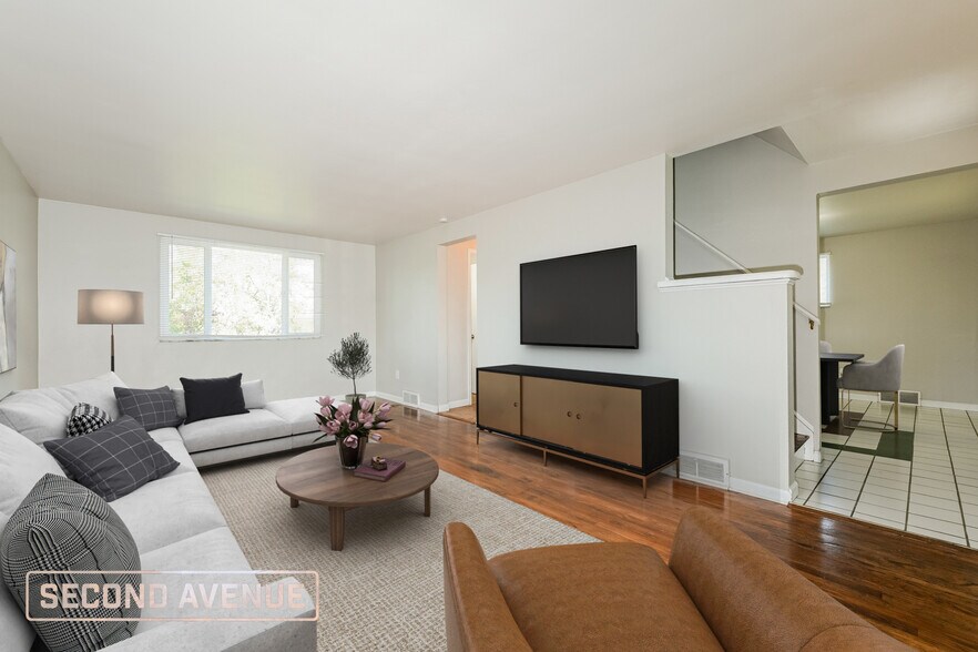 Building Photo - 320 Marbury Dr