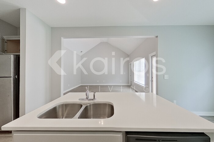 Building Photo - 11551 Crimson Ridge Rd