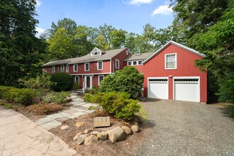 Building Photo - 133 Blake Rd