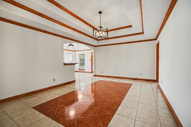 Building Photo - 507 Ave F