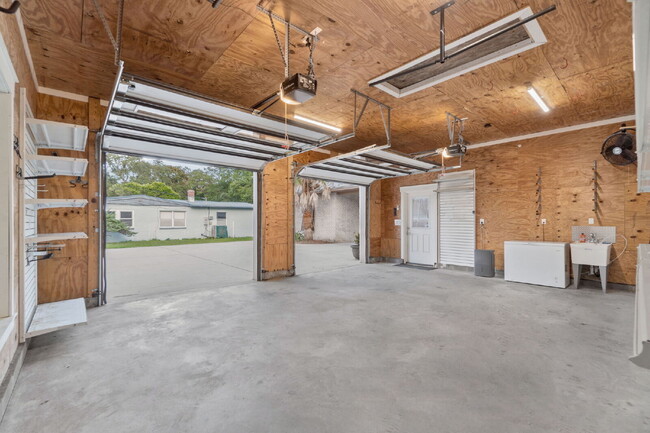 Building Photo - 52 Okahatchee Cir SE