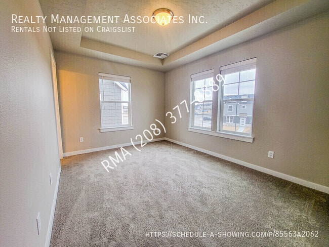 Building Photo - 6027 S Boddington Ln