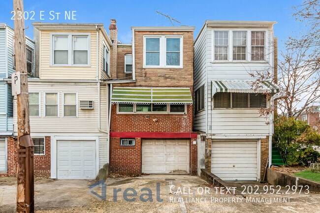 Building Photo - 2302 E St NE