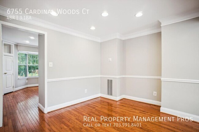 Building Photo - 6755 Cardinal Woods Ct