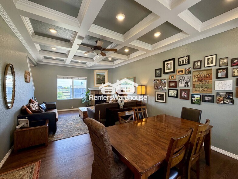 Building Photo - 11260 Jersey Way