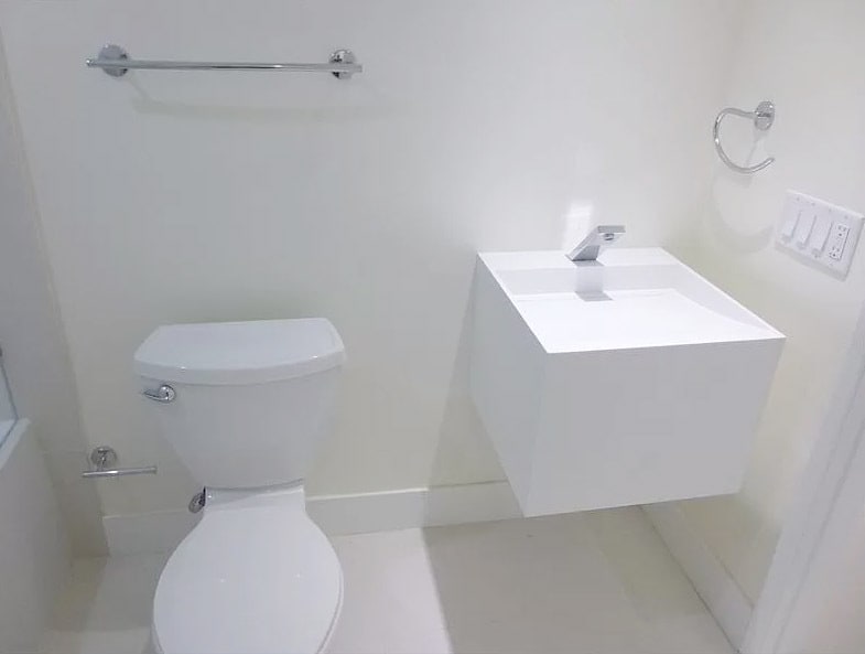 Building Photo - 520 Brickell Key Dr