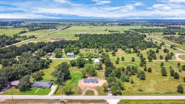 Building Photo - 1030 San Felipe Rd