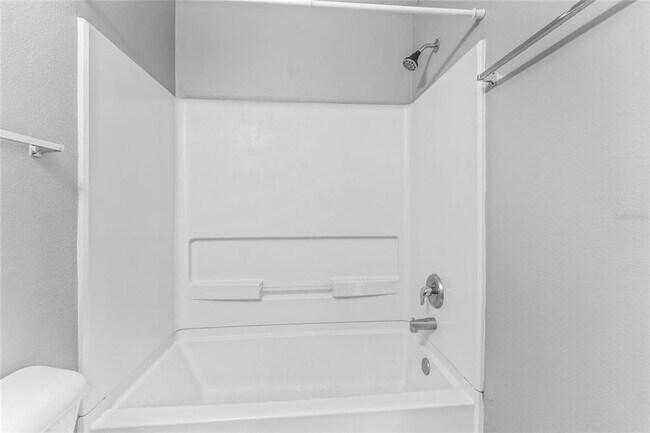 Building Photo - 2661 Oleander Lakes Dr