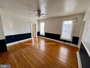 Building Photo - 301 W Martin St