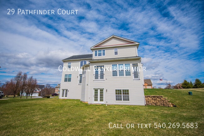 Building Photo - 29 Pathfinder Ct