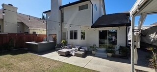 Building Photo - 430 Guinevere Ct