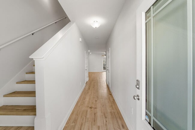 Building Photo - 45 Sandhill Pines Dr