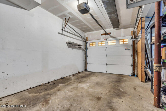 Building Photo - 193 Navesink Ave