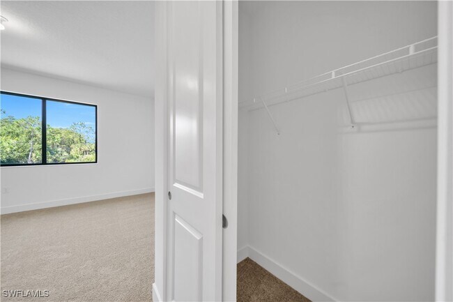 Building Photo - 5832 Agostino Way