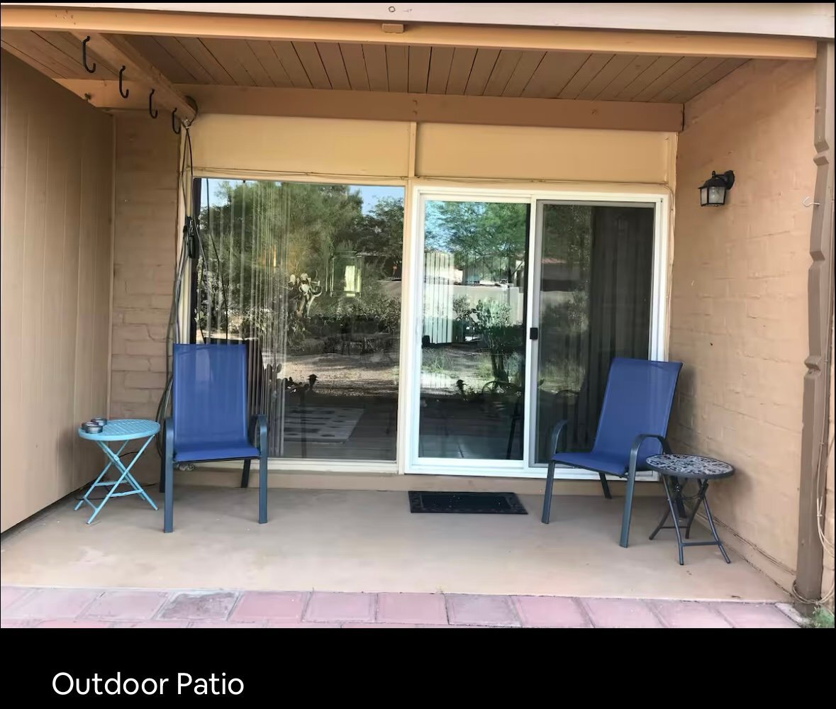 Building Photo - 6 W Greenock Dr