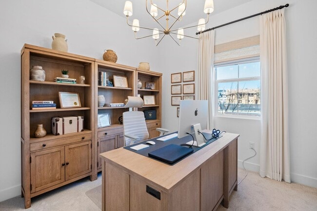 Building Photo - Beautiful 5bed/4bath for Rent Home at Great Park