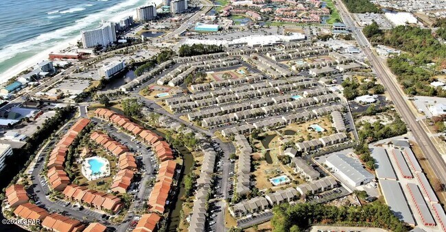 Building Photo - 218 White Sandy Dr