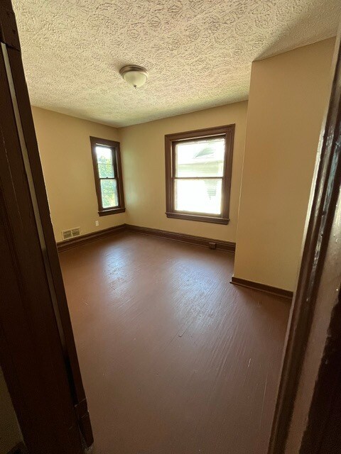 Building Photo - 156 Ave. C