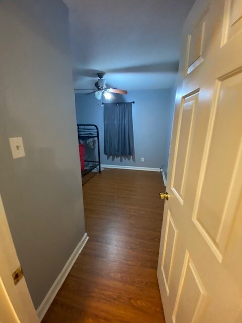 Building Photo - 7042 Brady Hill Dr