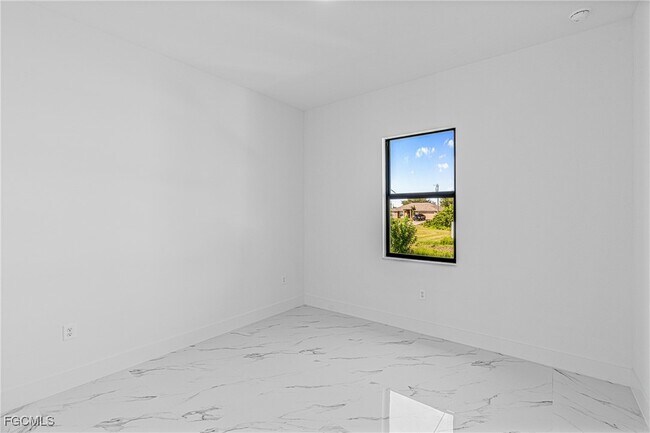 Building Photo - 2221 Tropicana Parkway W