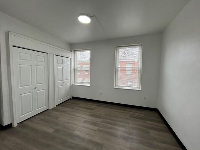 Building Photo - 2736 N Croskey St