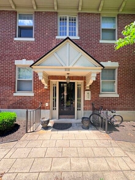 Building Photo - 1115 Ray Ave