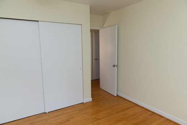 Building Photo - Comfortable Single-Family Living with All-Inclusive Utilities