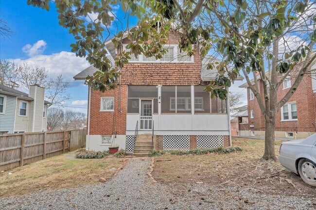 Building Photo - 1144 Wasena Ave SW