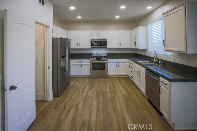 Building Photo - 38929 Burton Creek Ln