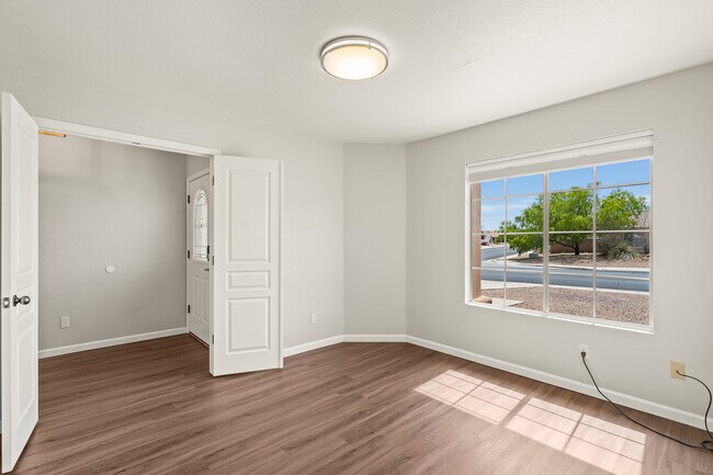 Building Photo - 2729 Cartegena Dr