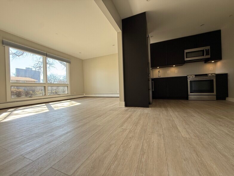 Building Photo - 1575 Cherboneau Pl