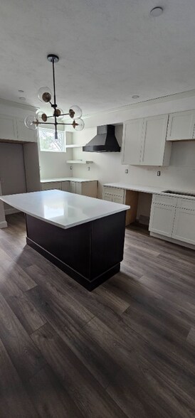 Building Photo - 15 Hadley Pl