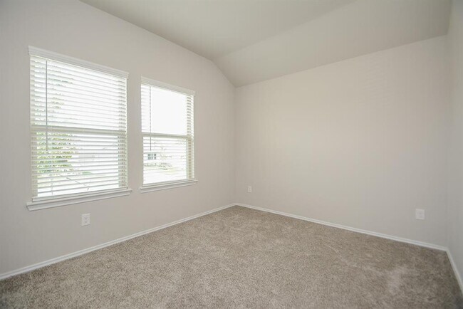 Building Photo - 6508 Wild Cilliment Ct